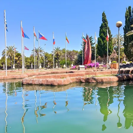 بيت ضيافة In Parque Naciones With Communal Pool تورّيفيِخا
