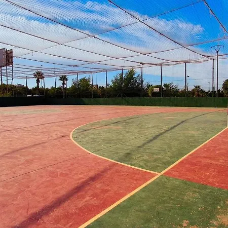 In Parque Naciones With Communal Pool ゲストハウス トレビエハ